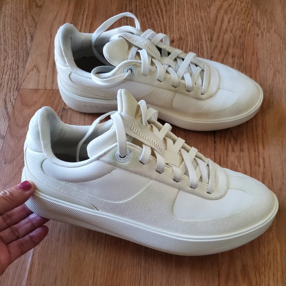 lululemon athletica Cityverse Womans White Court-Style Sneakers, Size 5.5 - Picture 2 of 8